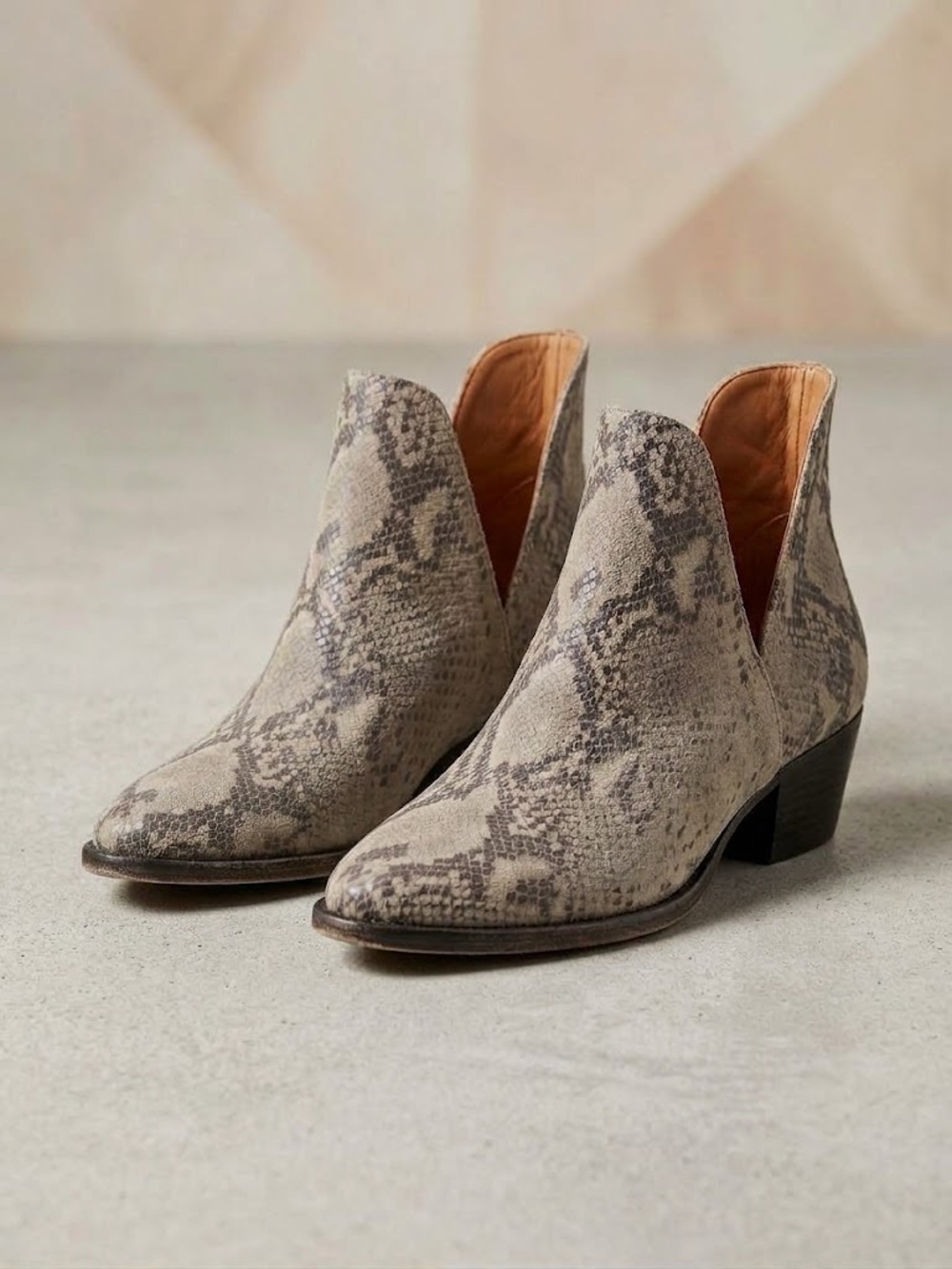Free People Charm Double V Ankle Boots Snake Print Ankle Taupe Size 9-9.5/EU 40